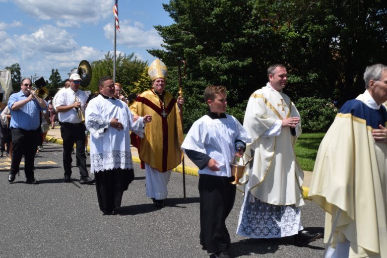 Procession Clergy